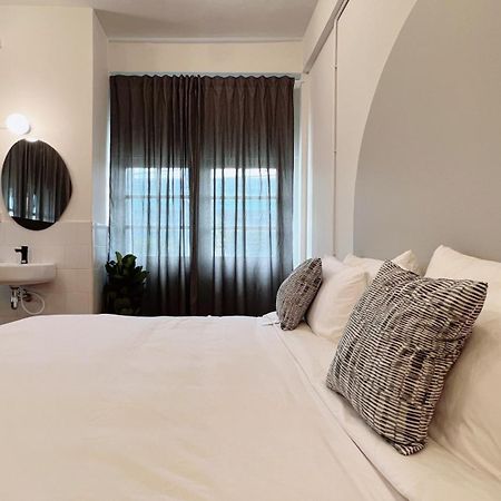 Hotel La Moon House Salaya Zewnętrze zdjęcie