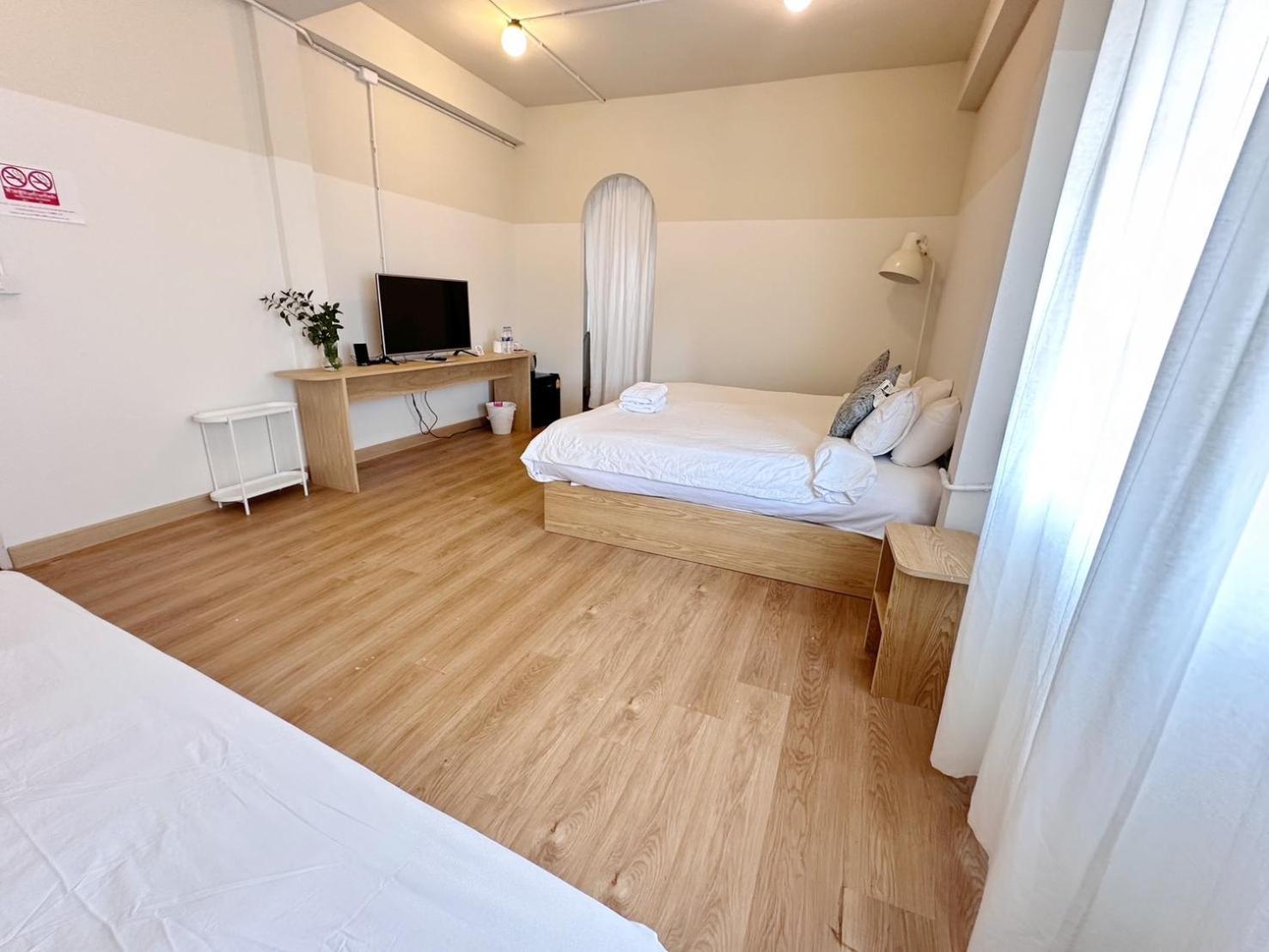 Hotel La Moon House Salaya Zewnętrze zdjęcie