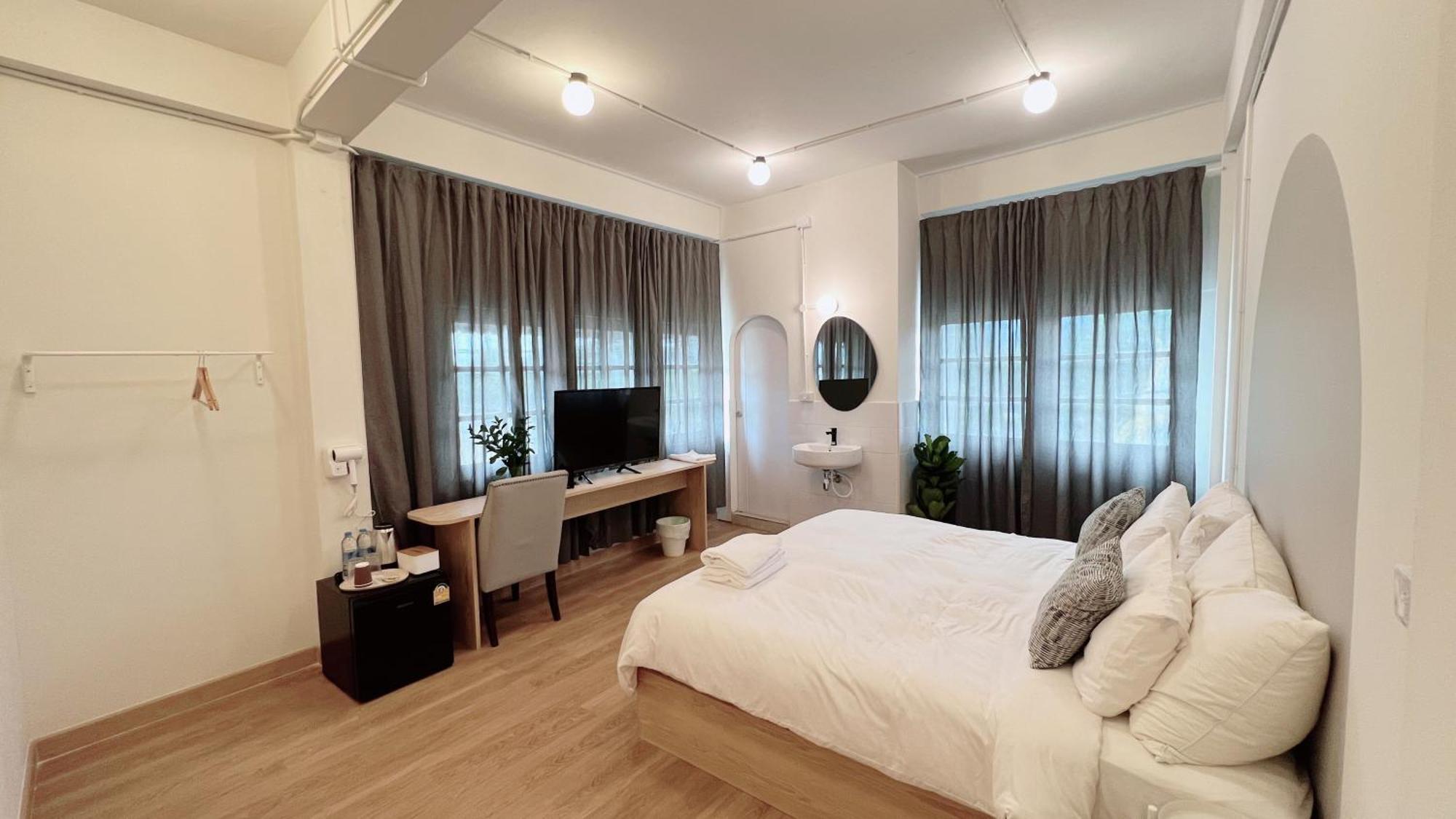 Hotel La Moon House Salaya Zewnętrze zdjęcie
