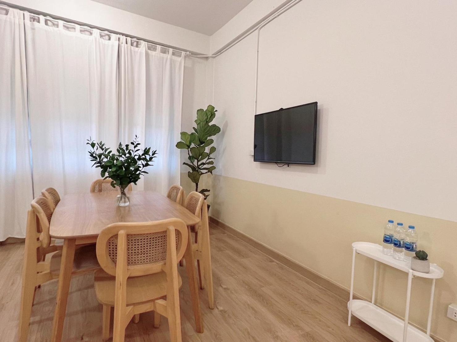 Hotel La Moon House Salaya Zewnętrze zdjęcie