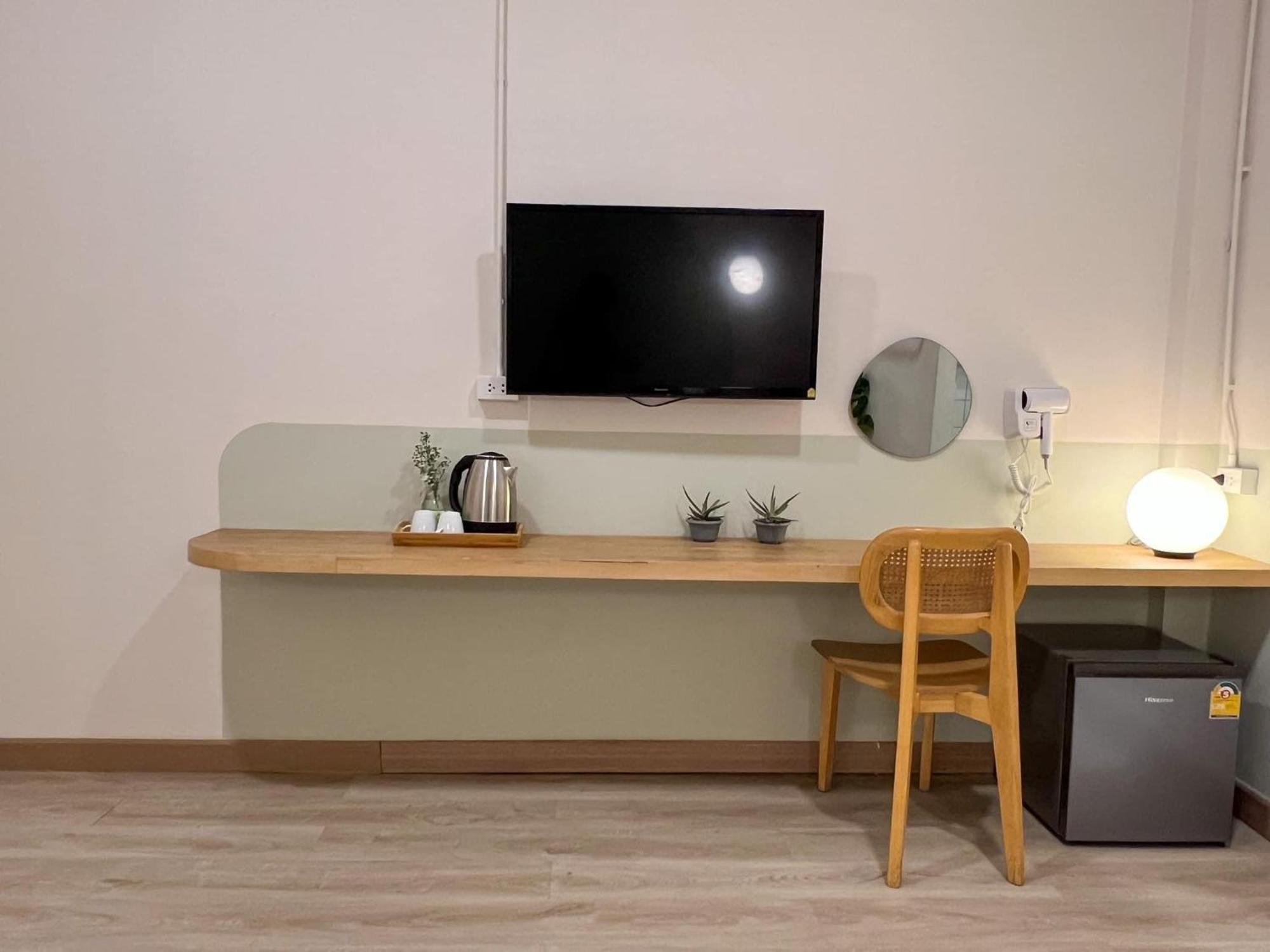 Hotel La Moon House Salaya Zewnętrze zdjęcie