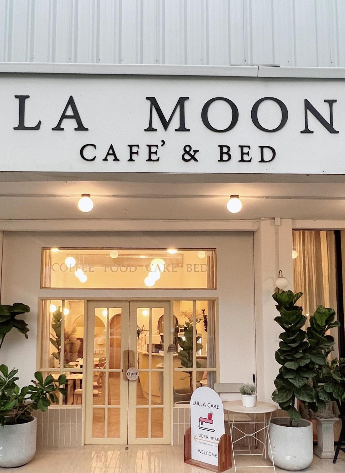 Hotel La Moon House Salaya Zewnętrze zdjęcie